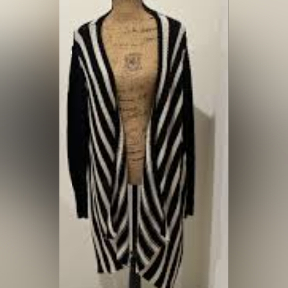 Lucky Stripped Summer Sweater - Picture 1 of 5